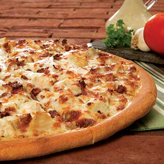 Beck's Chicken, Bacon, Ranch Pizza